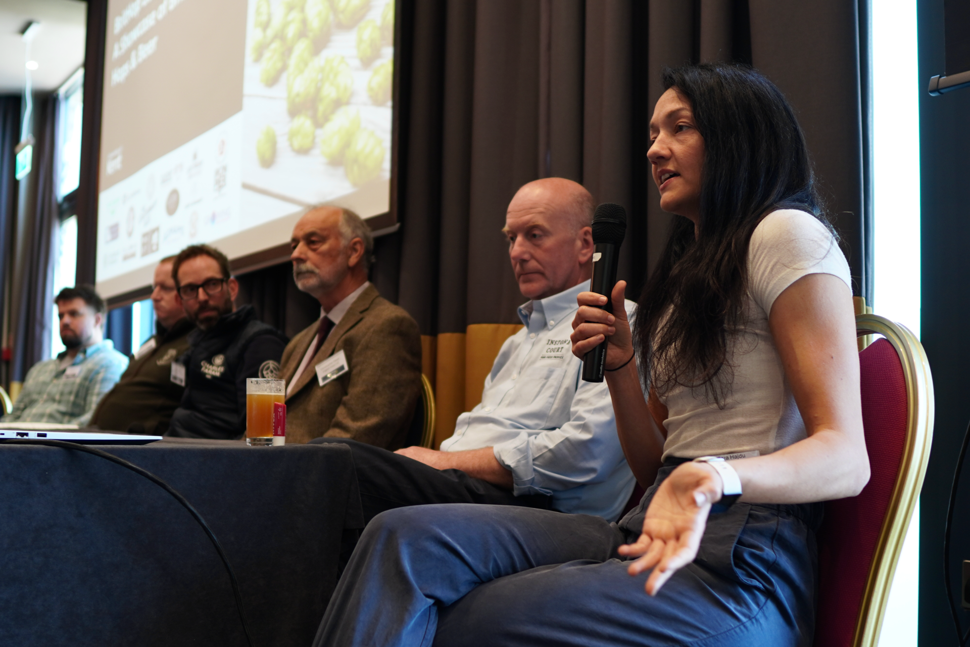 Klara Hajdu from Wye Hops speaks on a panel of experts